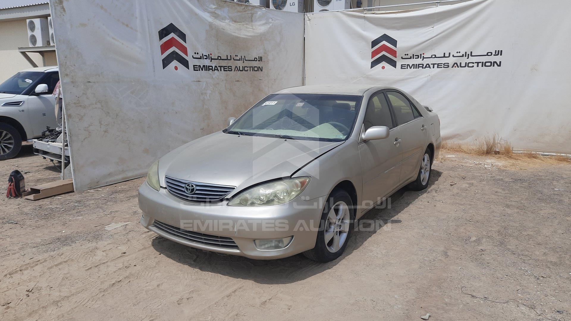 2005 TOYOTA CAMRY VIN: 4T1BE32K95U074720