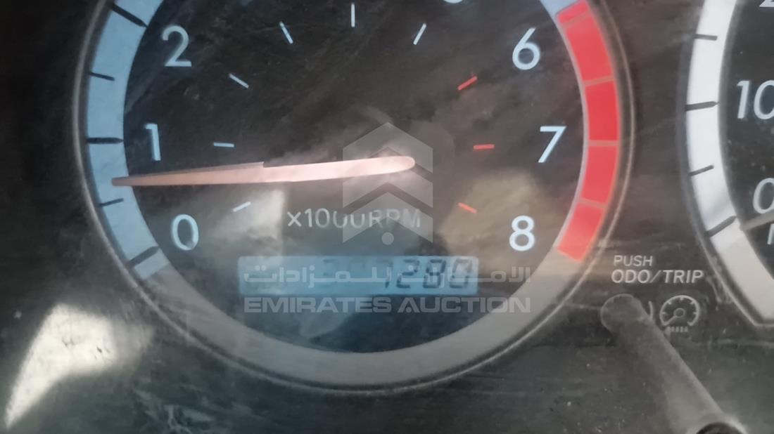 2004 Toyota Sienna — Odometer Reading — Photo 2