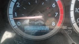 2004 Toyota Sienna — Odometer Reading — Photo 2 — Thumbnail