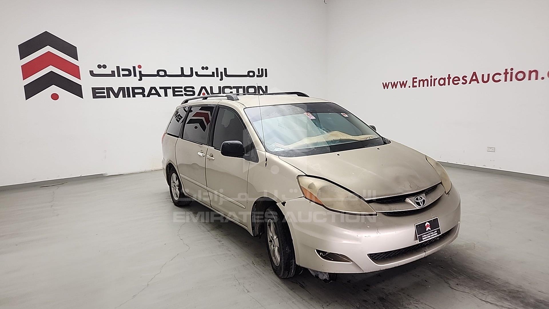 2010 TOYOTA SIENNA VIN: 5TDKK4CC8AS313358