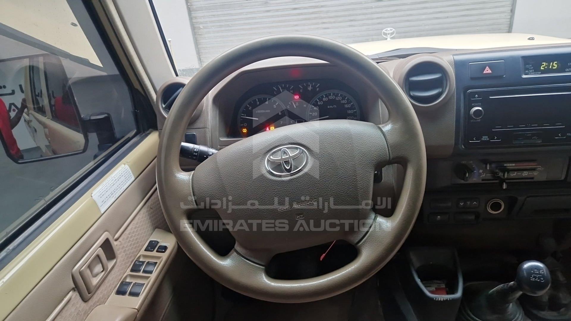 2018 TOYOTA LAND CRUISER VIN: JTFBU71J6J7069756