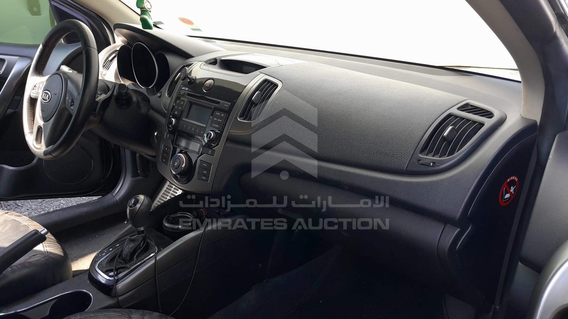 2011 KIA CERATO VIN: KNAFW6124B5347426