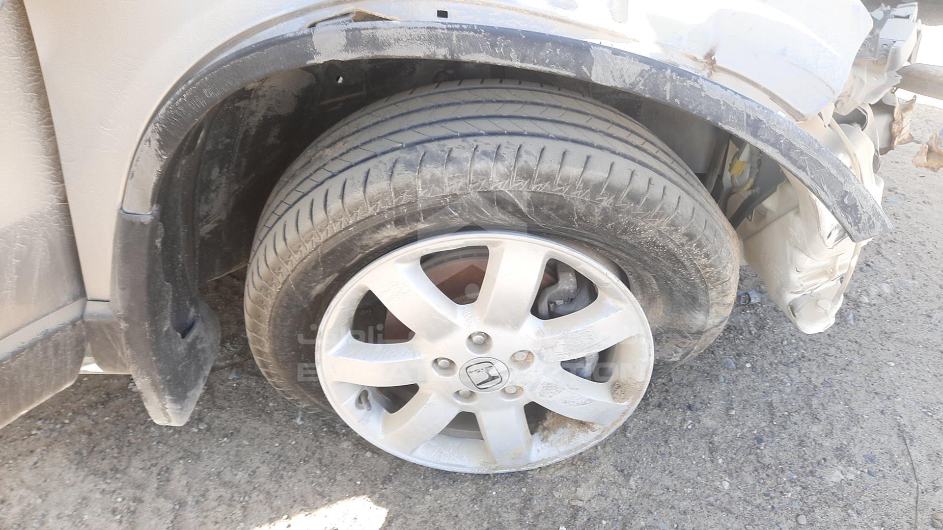 0 HONDA CRV VIN: JHLRE48518C407824