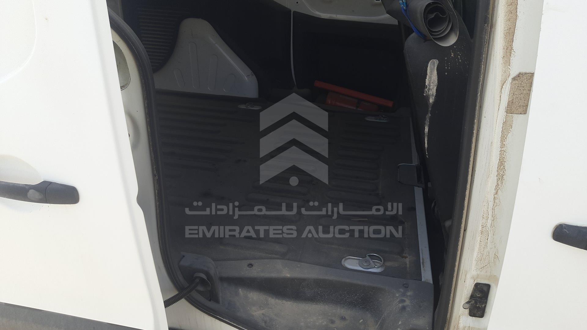 2019 PEUGEOT PARTNER VIN: VF37FNFU6KJ513499