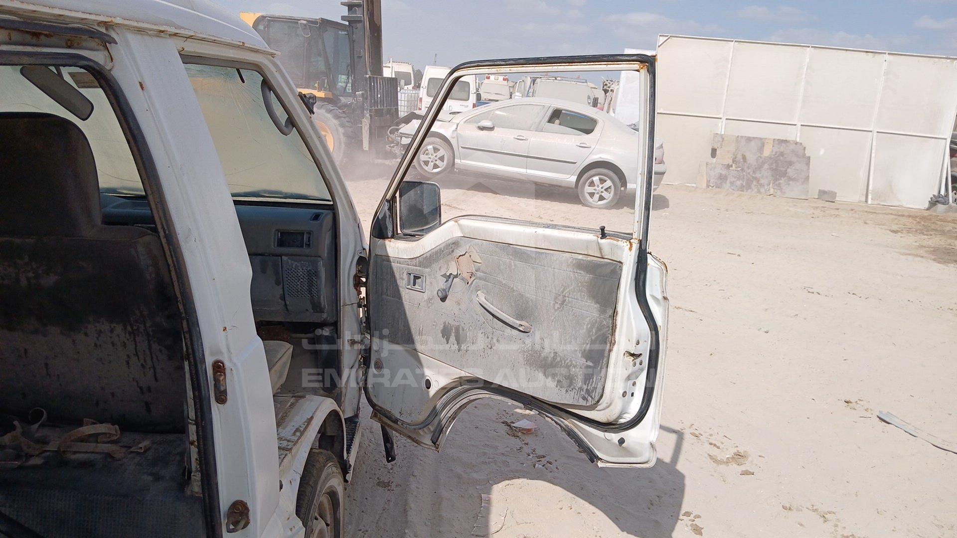 2008 MITSUBISHI L 300 VIN: JMYJNP13V8A702333