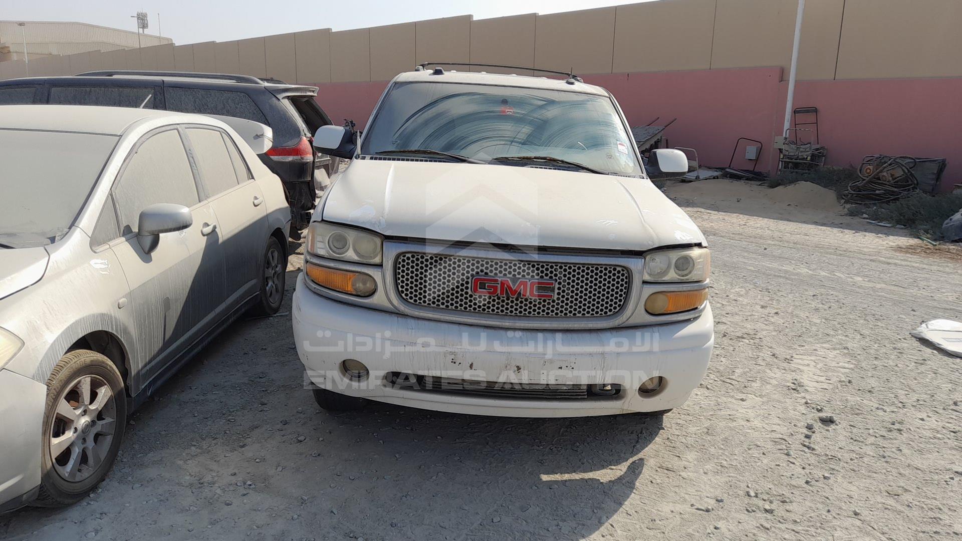 2004 GMC YUKON VIN: 1GKEK63U14J218356