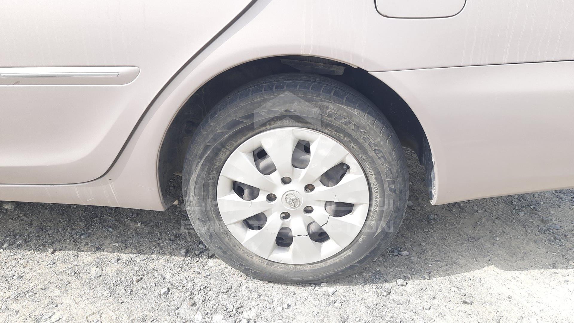 2004 TOYOTA CAMRY VIN: 6T1BE32K24X454712