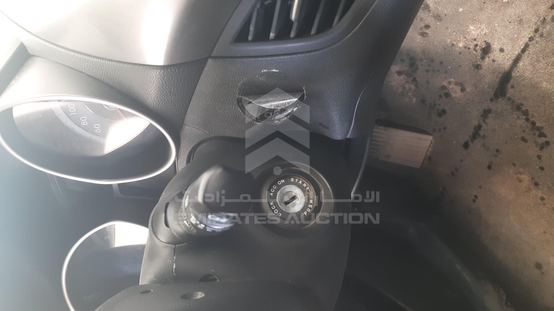 2013 HYUNDAI ELANTRA VIN: KMHDG41E9DU717098