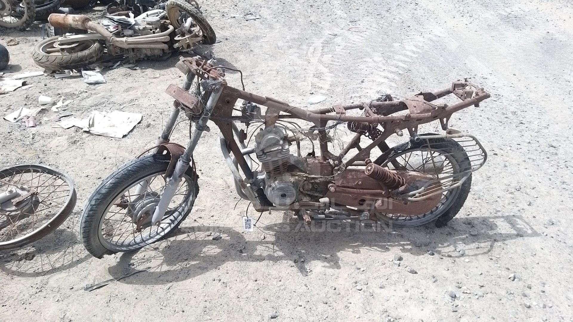 0 BAJAJ 100CT VIN: MD2DDDUZZTWA04515
