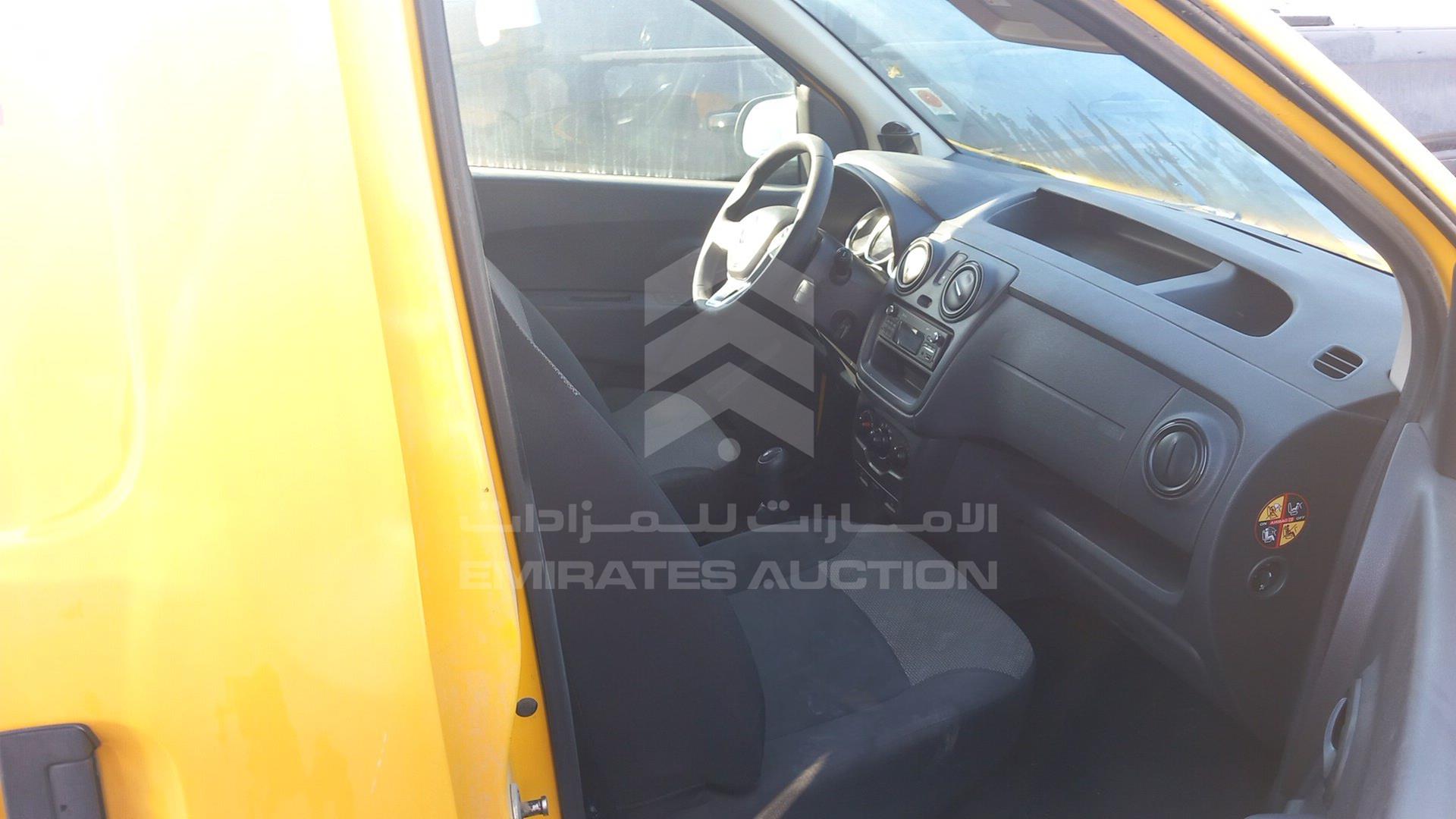 2020 RENAULT DOKKER VIN: VF18SRB43LG567315