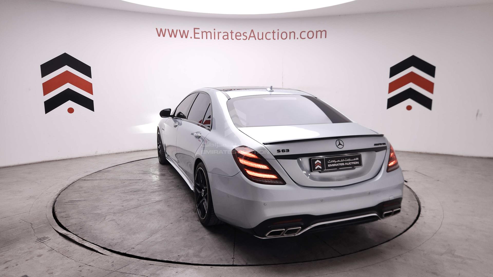 2014 MERCEDES S 63 AMG VIN: WDDUG7JB6EA001165