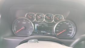 2019 Chevrolet Suburban — Odometer Reading — Photo 2 — Thumbnail