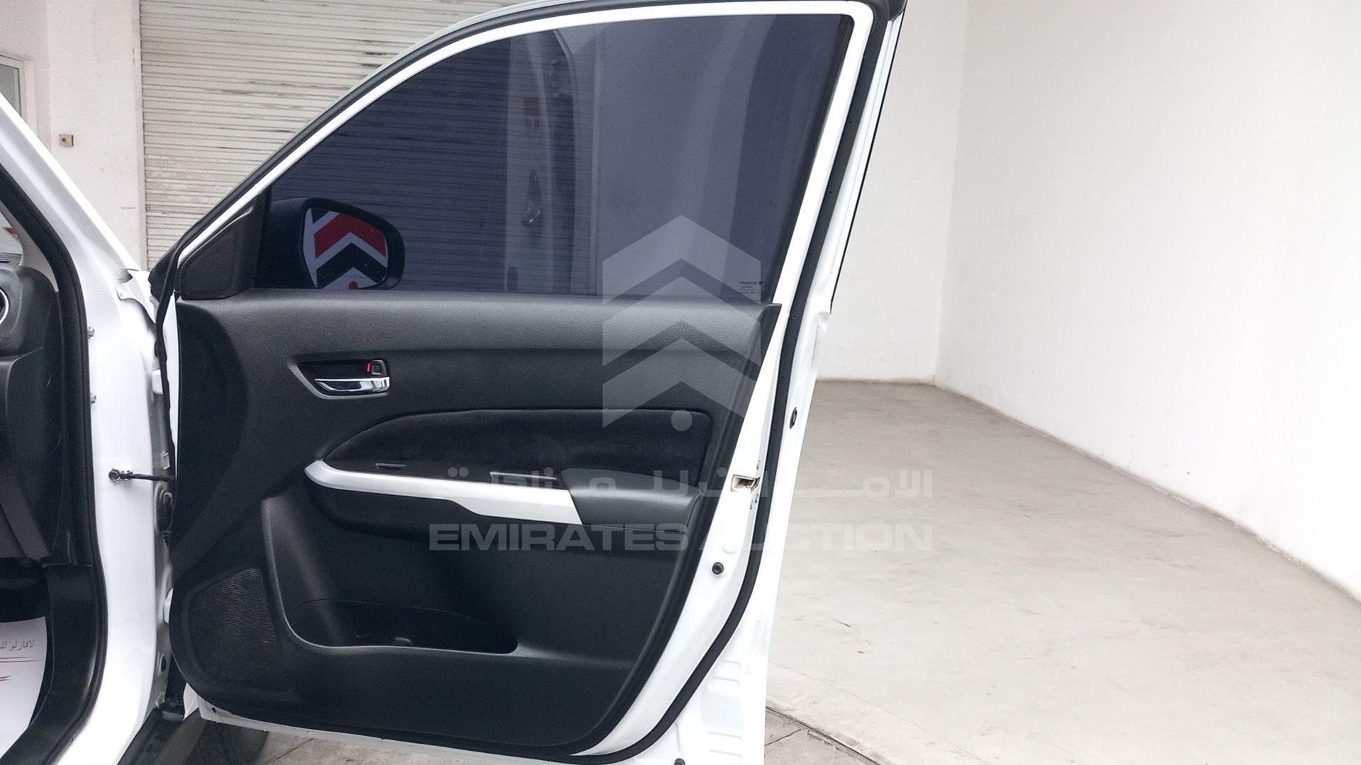 2018 SUZUKI VITARA VIN: TSMYD2A2XJM519149