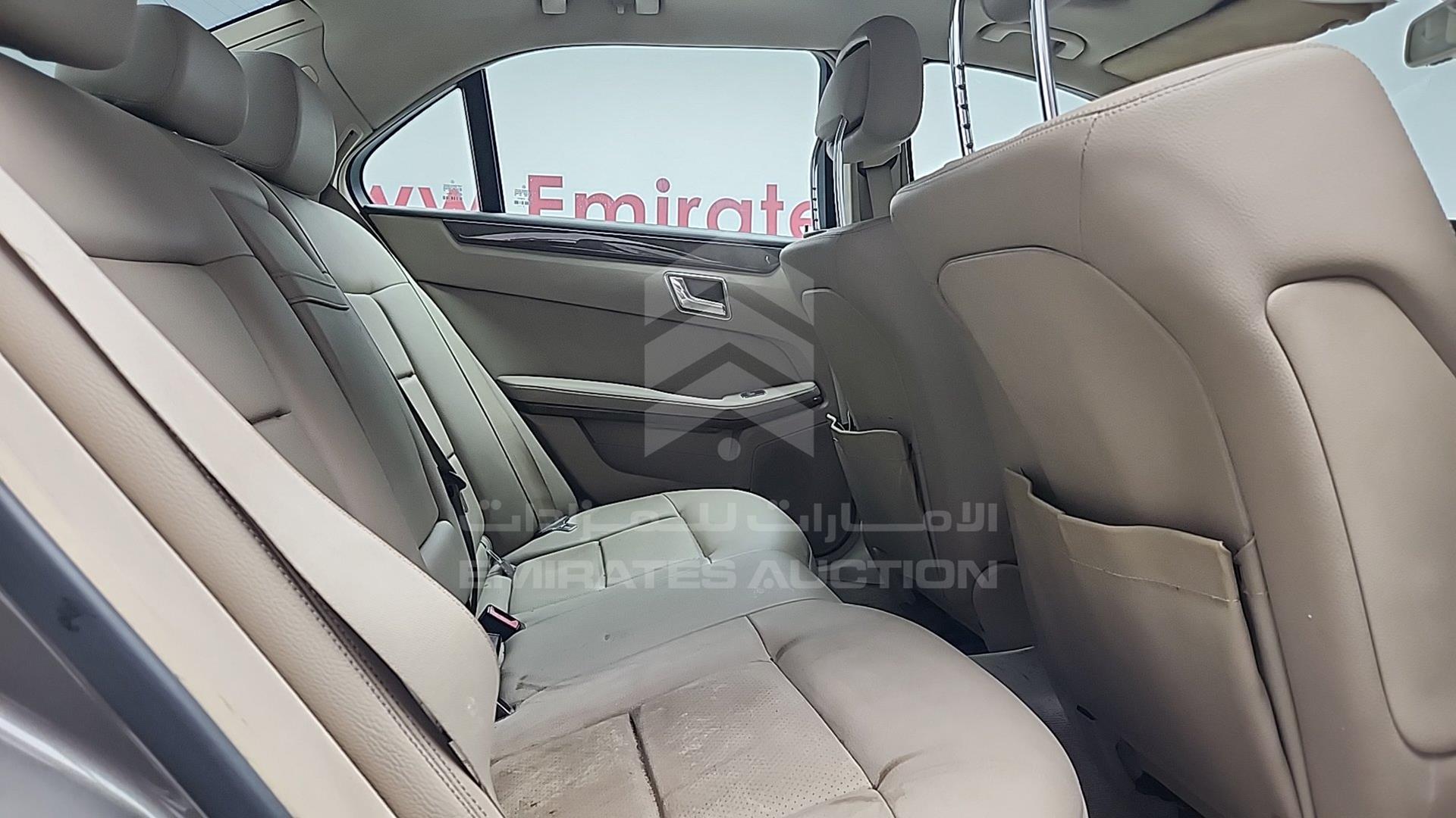2010 MERCEDES E 350 VIN: WDDHF8HB9AA092331