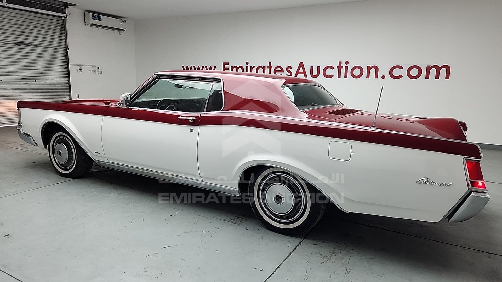 1971 LINCOLN CONTINENTAL VIN: 1Y89A818105
