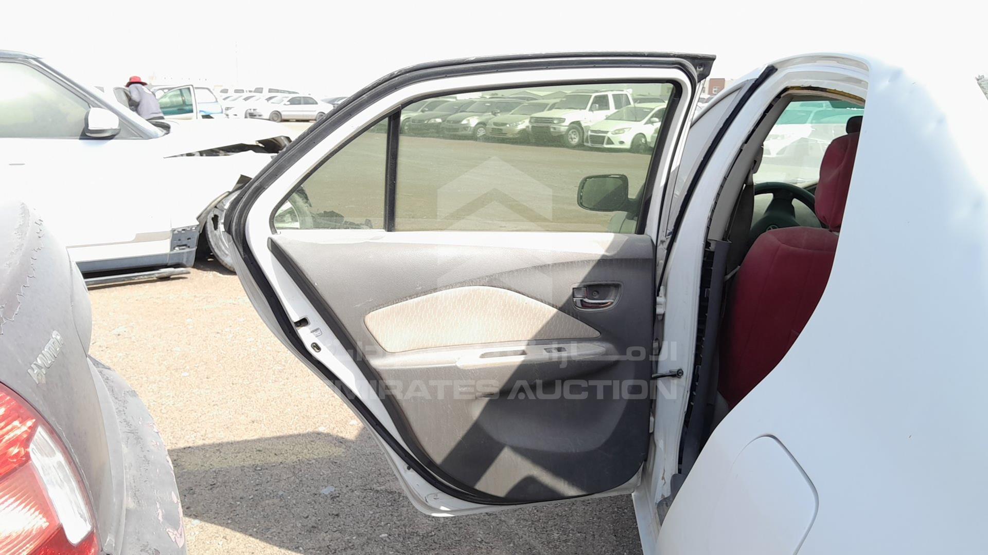 2010 TOYOTA YARIS VIN: JTDBW9233A1186325