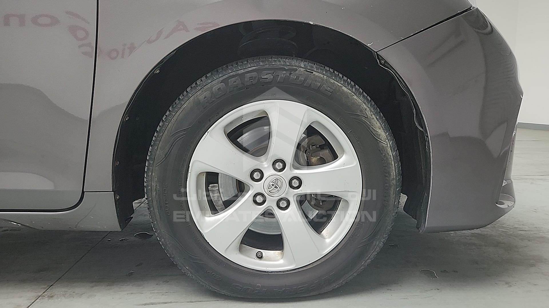 2017 TOYOTA SIENA VIN: 5TDKZ3DC6HS835890