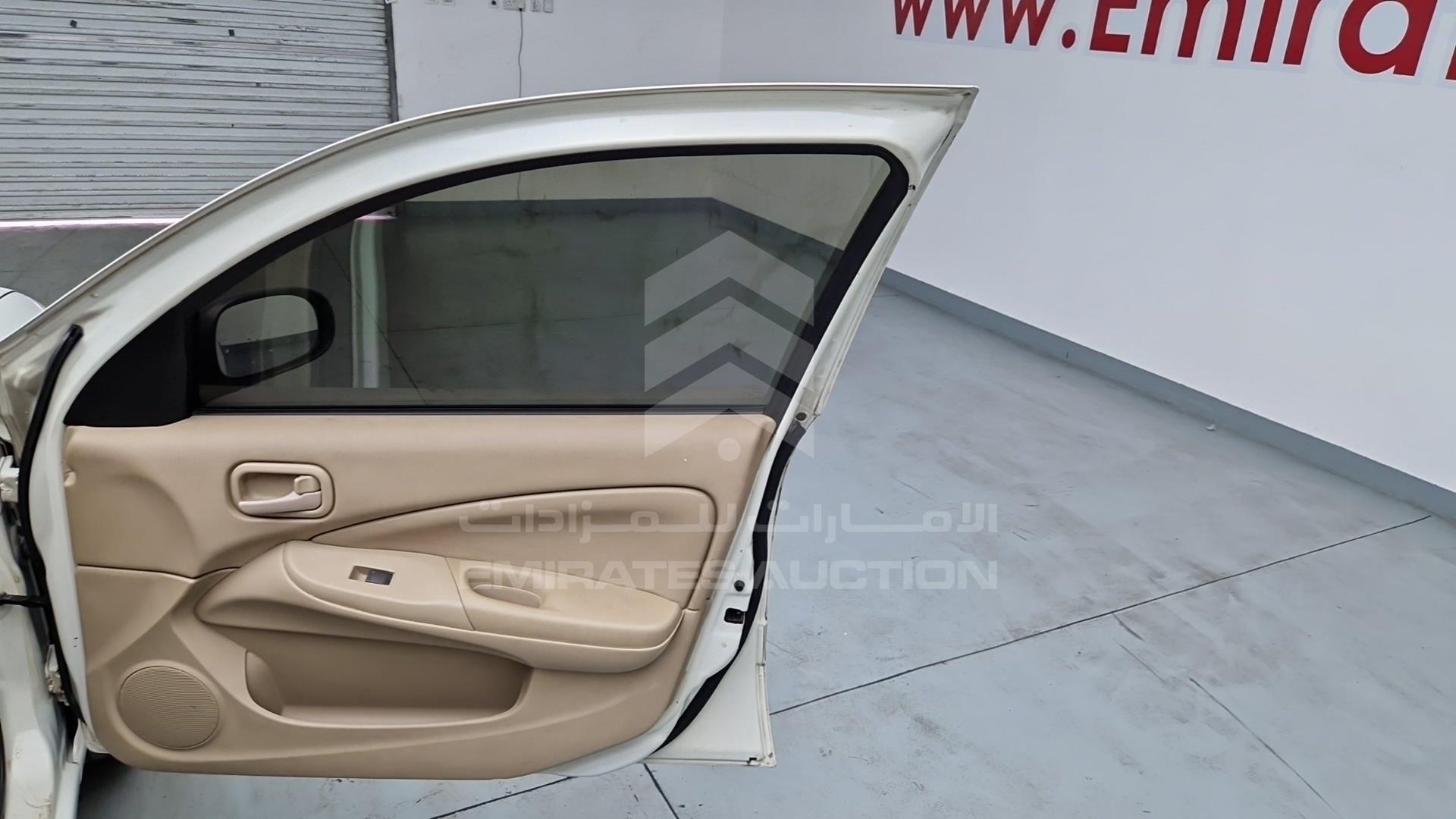 2010 NISSAN SUNNY VIN: JN1FN61CXAW206175