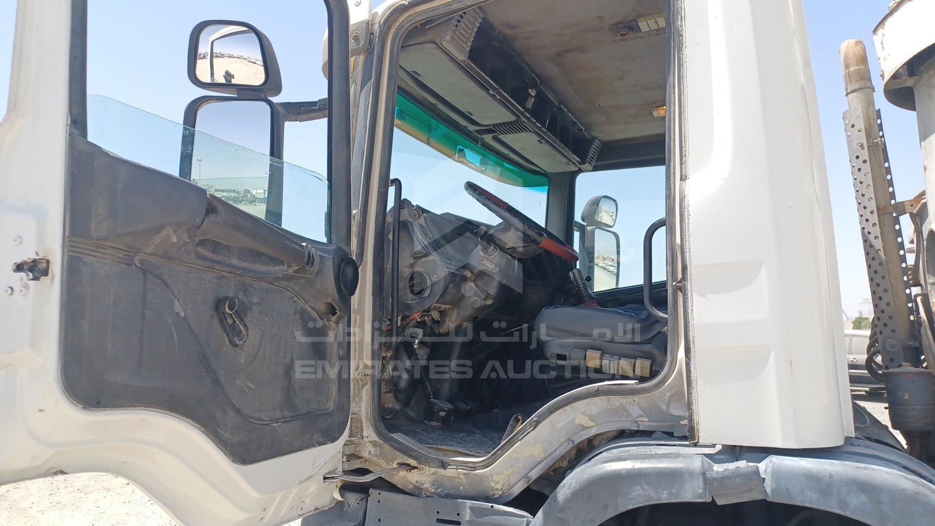 1997 SCANIA --- VIN: YS2P8X40001228733