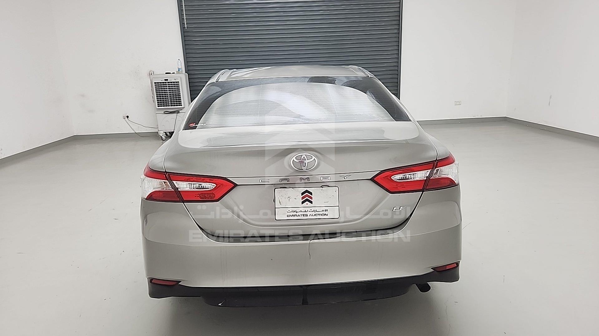 2018 TOYOTA CAMRY VIN: JTNBF9HK2J3009487
