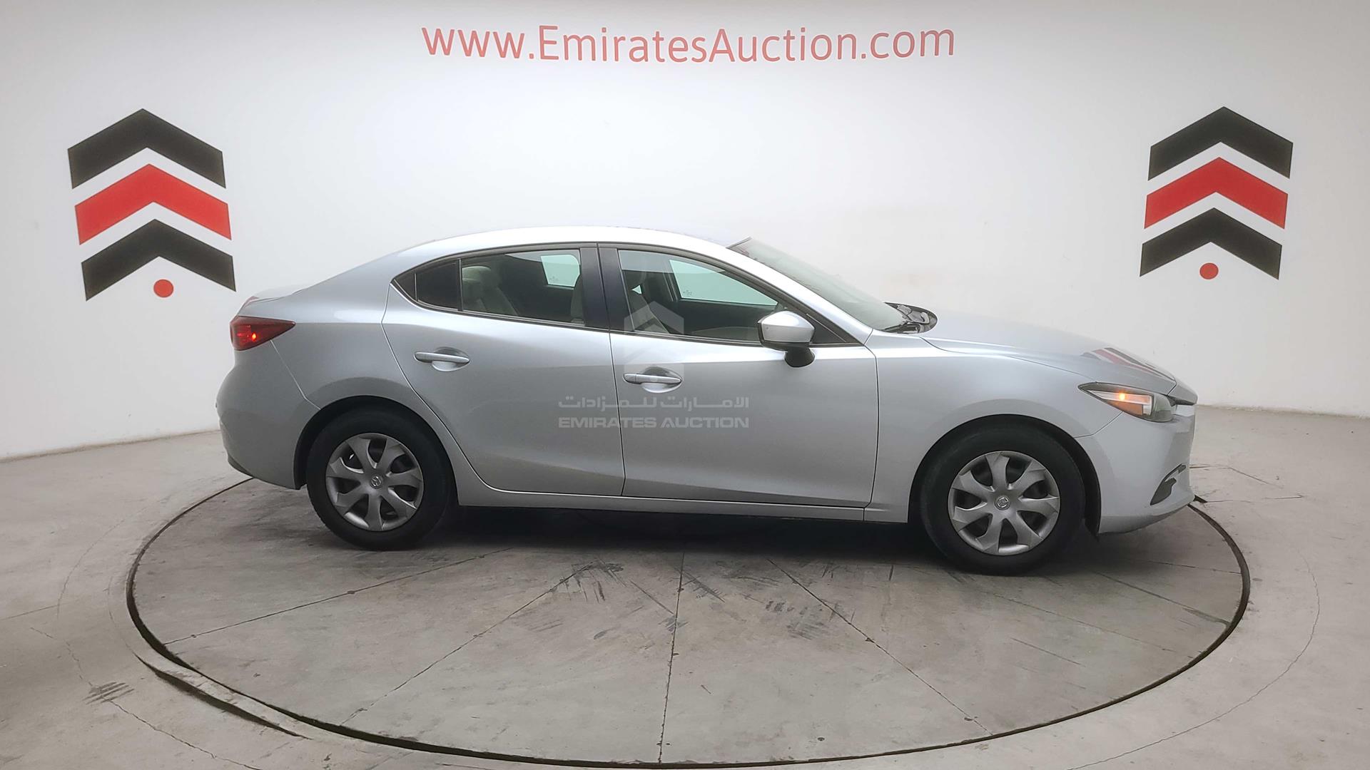 2019 MAZDA 3 VIN: JM7BN1SZ2K1242688