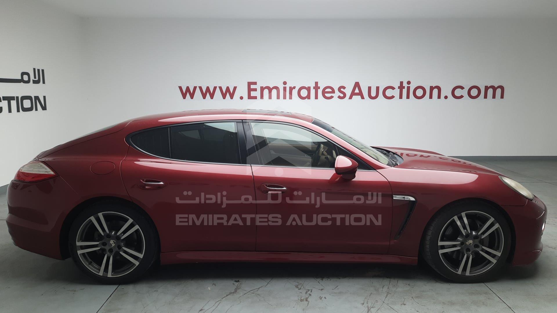 2013 PORSCHE PANAMERA VIN: WP0ZZZ97ZDL000542