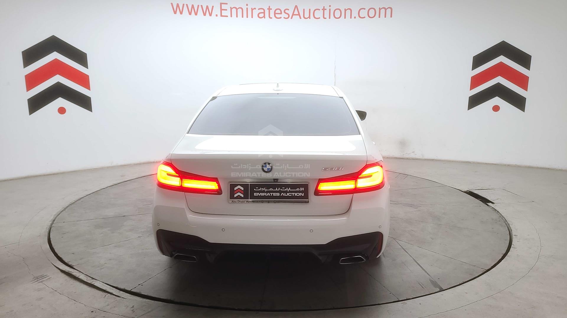 2018 BMW 530 VIN: WBAJA5105JG876579