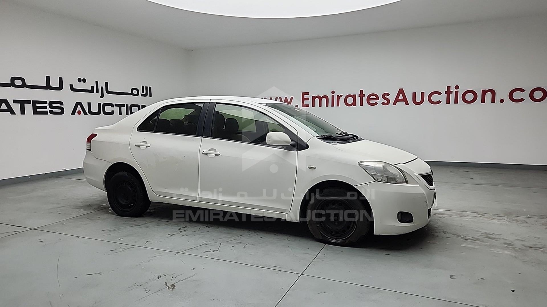 2009 TOYOTA YARIS VIN: JTDBW923294025975