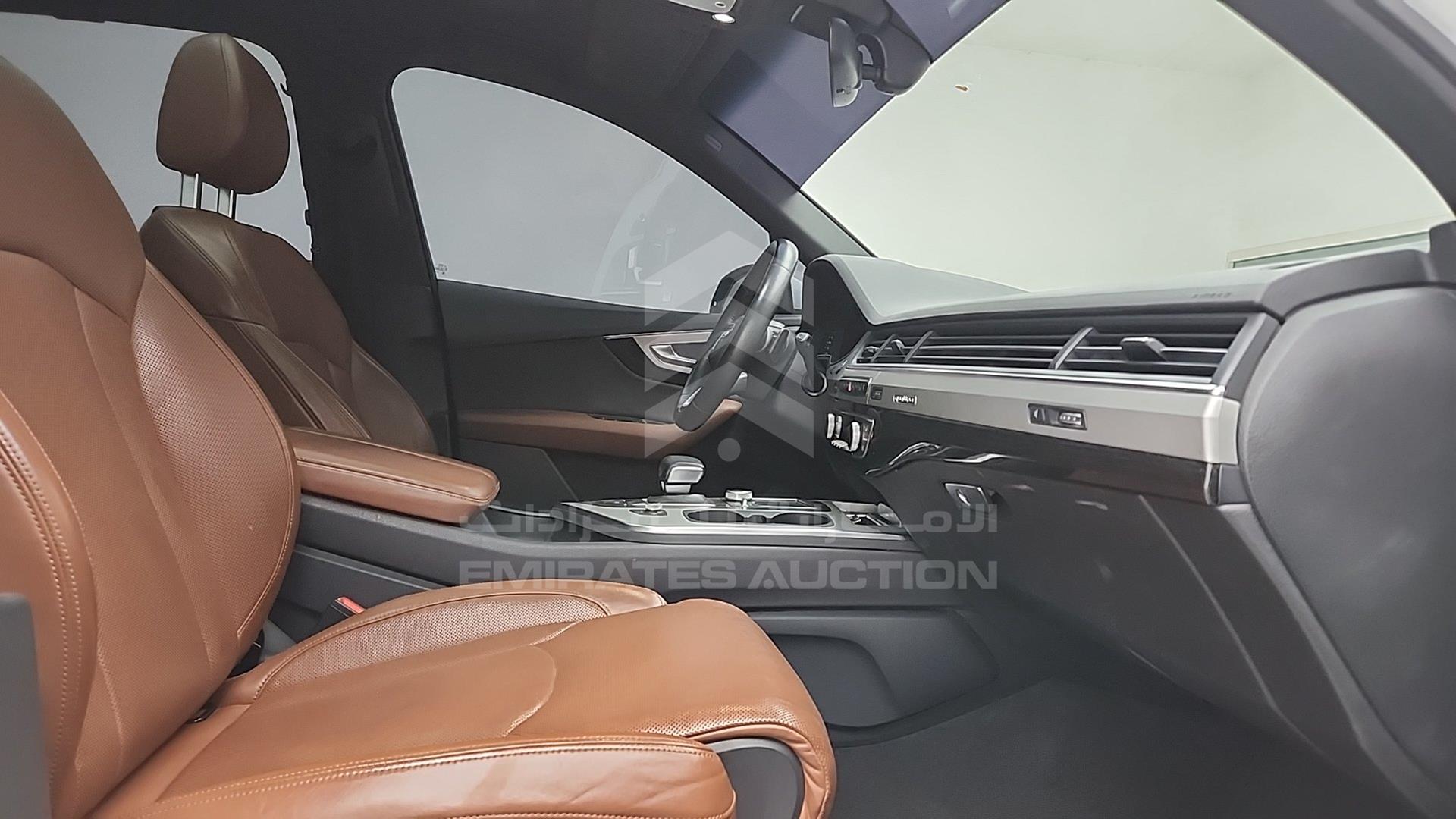 2016 AUDI Q7 VIN: WA1AGDF7XGD001570