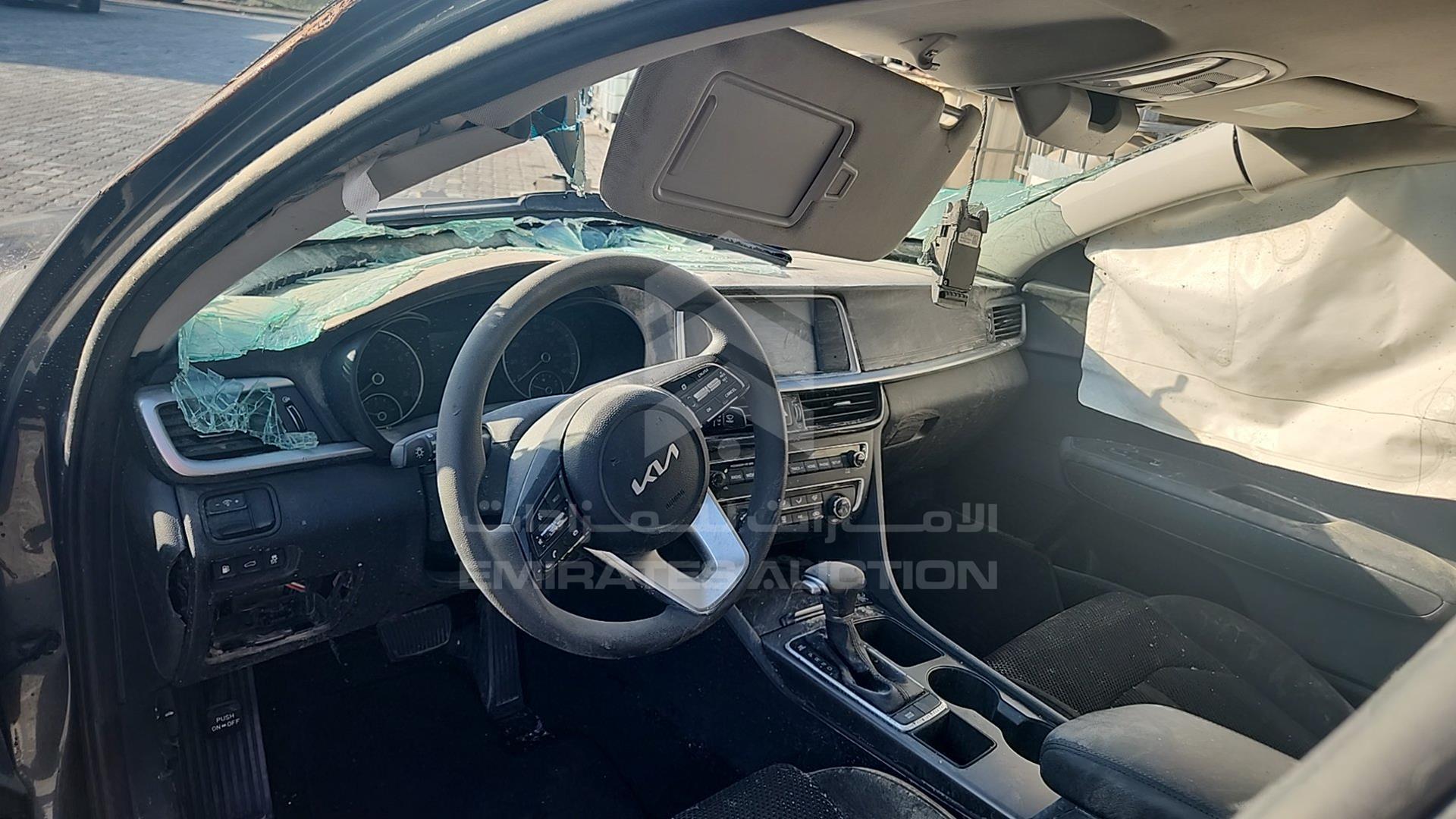 2020 KIA OPTIMA VIN: 5XXGT4L36LG385540