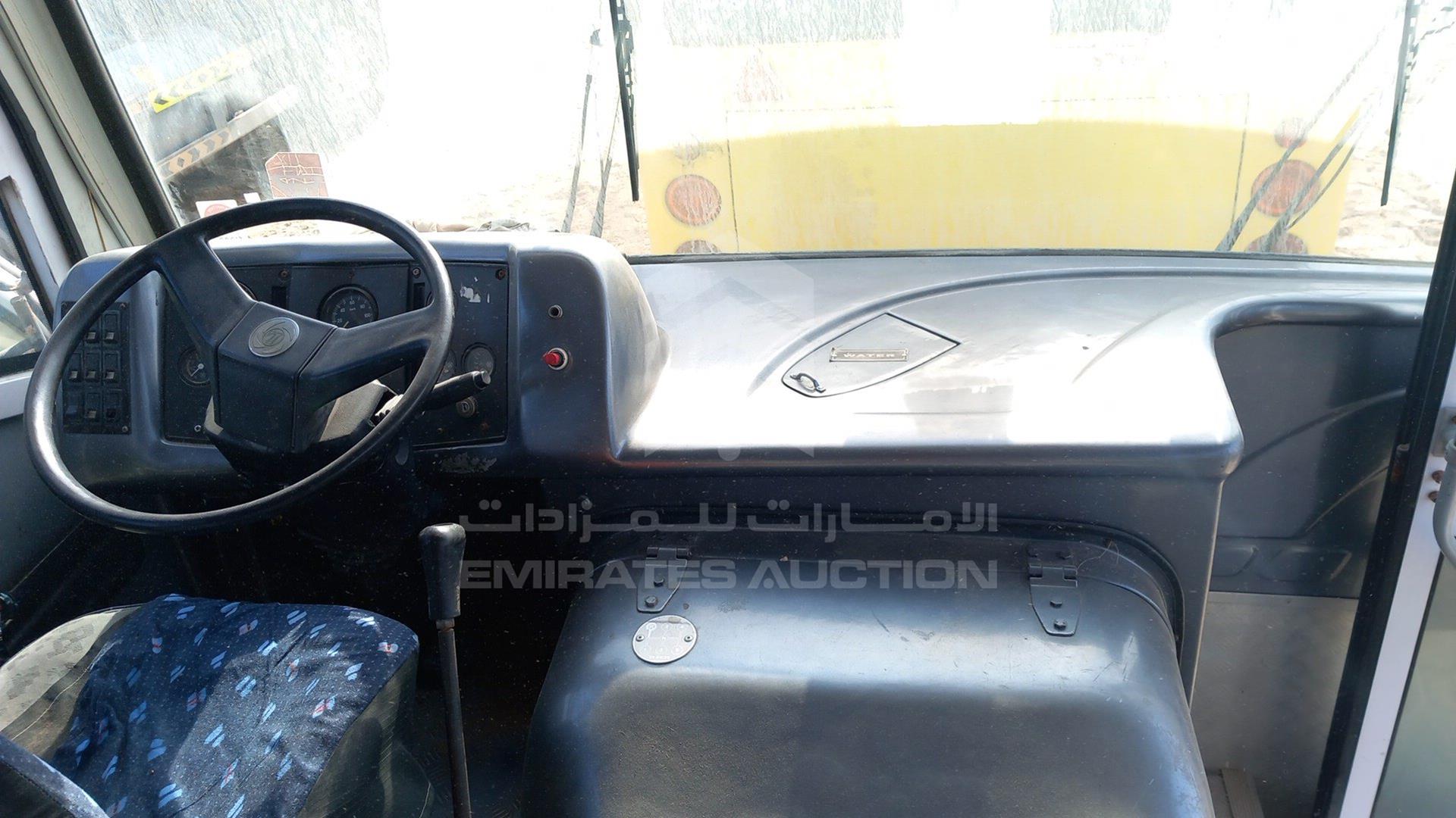 2009 ASHOK LEYLAND FALCON VIN: MB1PBEJA892133807
