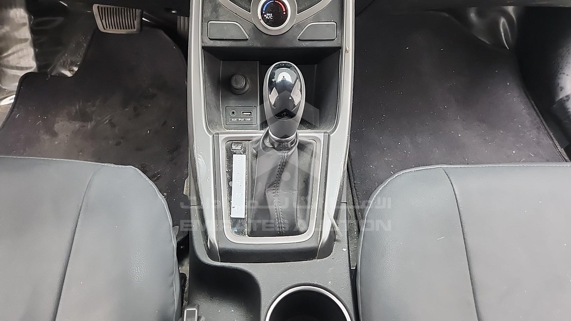 2015 HYUNDAI ELANTRA VIN: KMHDG41C6FU409615