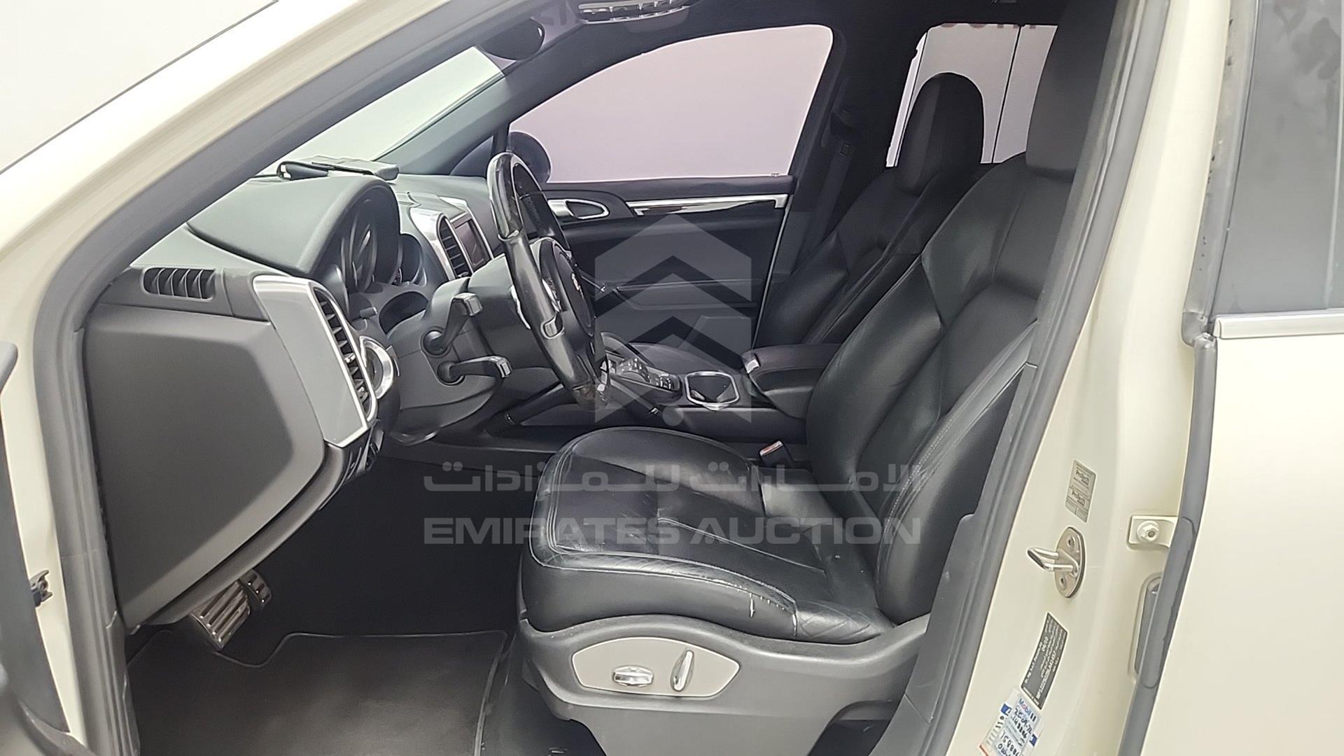 2011 PORSCHE CAYENNE VIN: WP1ZZZ92ZBLA41457