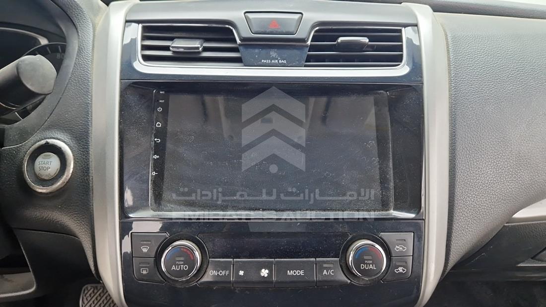 نيسان التيما 2013 — نظم الترفيه وكاميرا المراقبة والملاحة — صورة 17