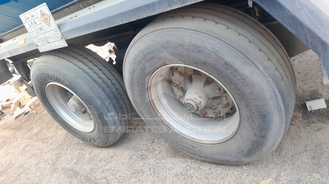 صهريج Petrol Tank 2008 — الإطار الخلفي الأيسر — صورة 14