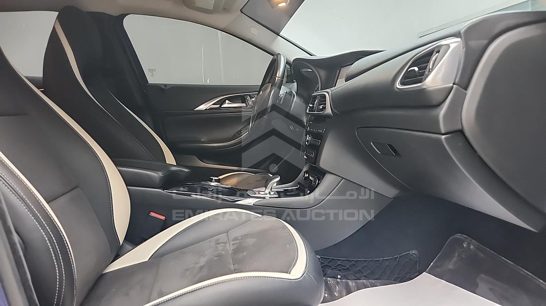 2018 Infiniti Q 30 — Front Right Passenger Seat View — Photo 30