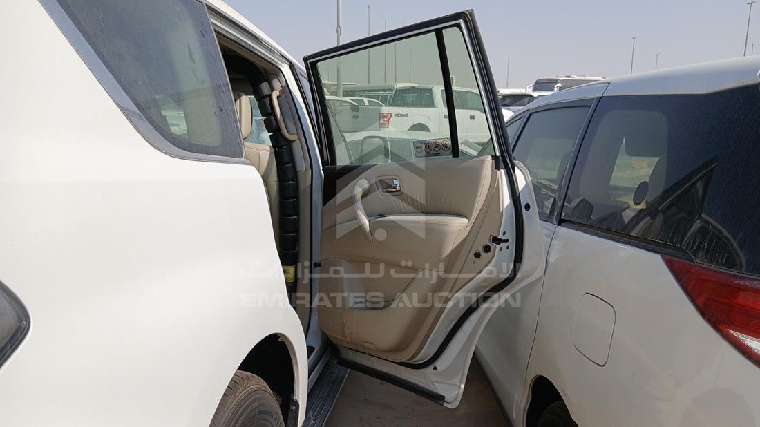 نيسان باترول 2019 — الباب الخلفي الأيمن — صورة 24