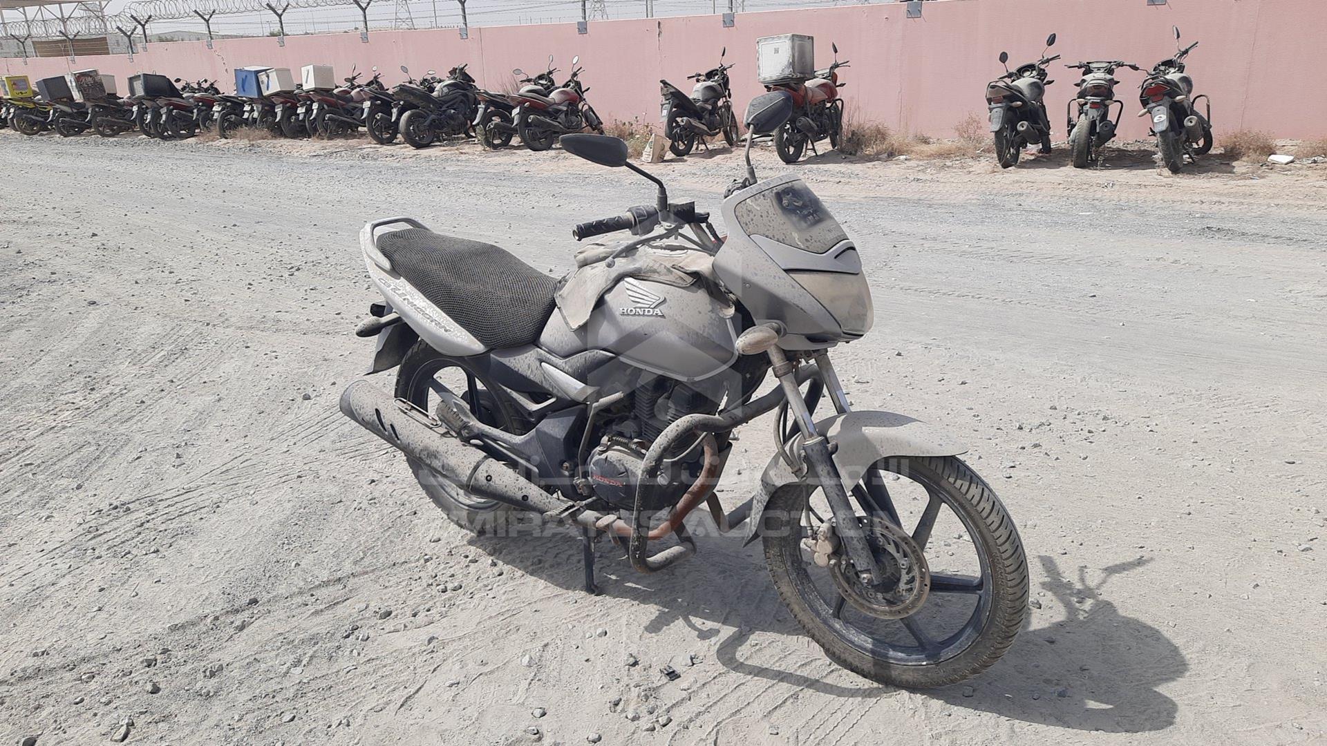 2013 HONDA UNICORN VIN: ME4KC09CBD8429627