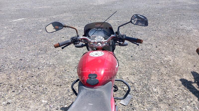 MD2DHJCZZRCB10481 Auction: EmiratesAuction Lot: 406777 MD2DHJCZZRCB10481 Bajaj Pulsar 200 CC 2008 RED Photo 11