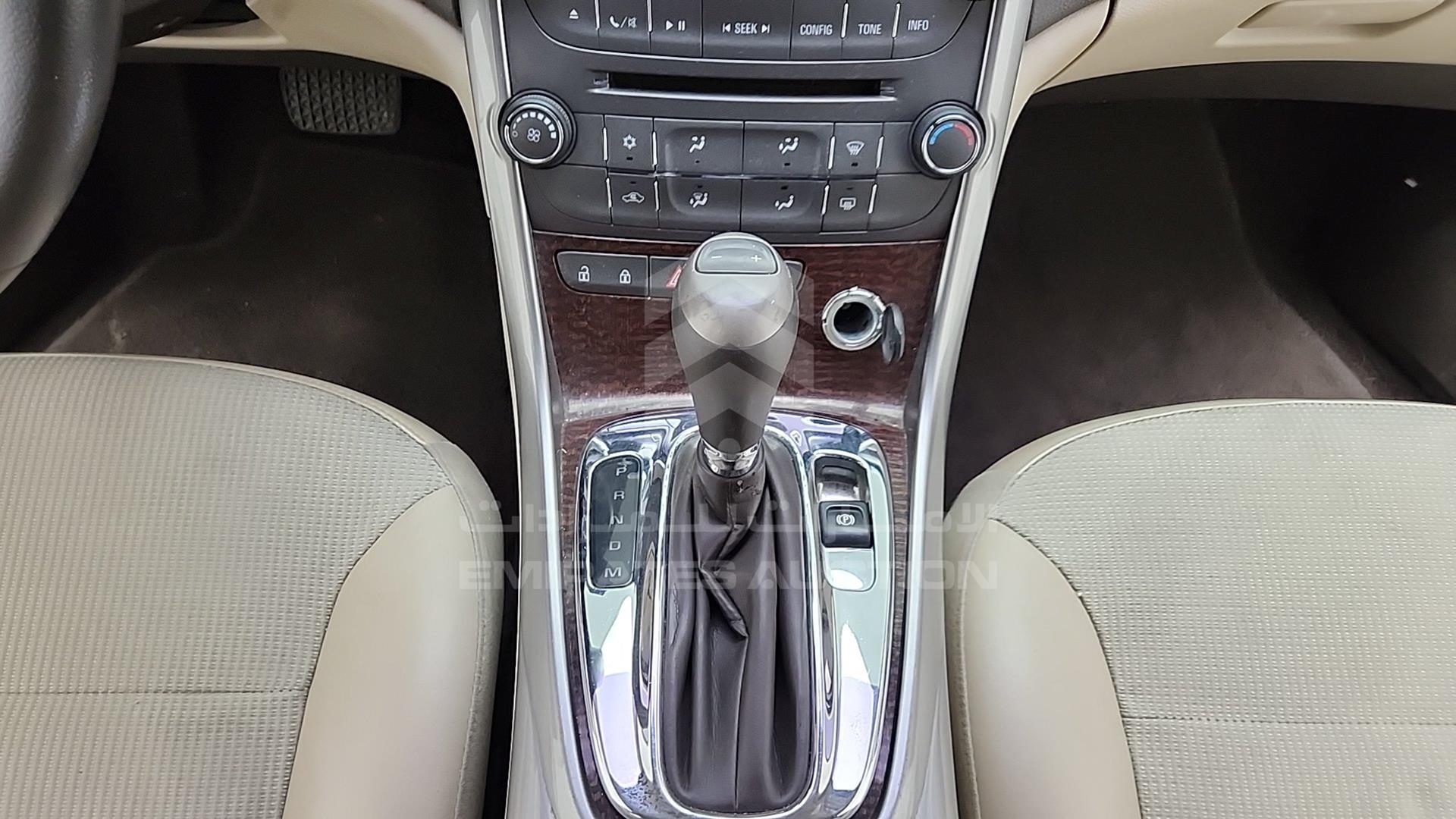 2015 CHEVROLET MALIBU VIN: KL1GJ5DU4FB032332
