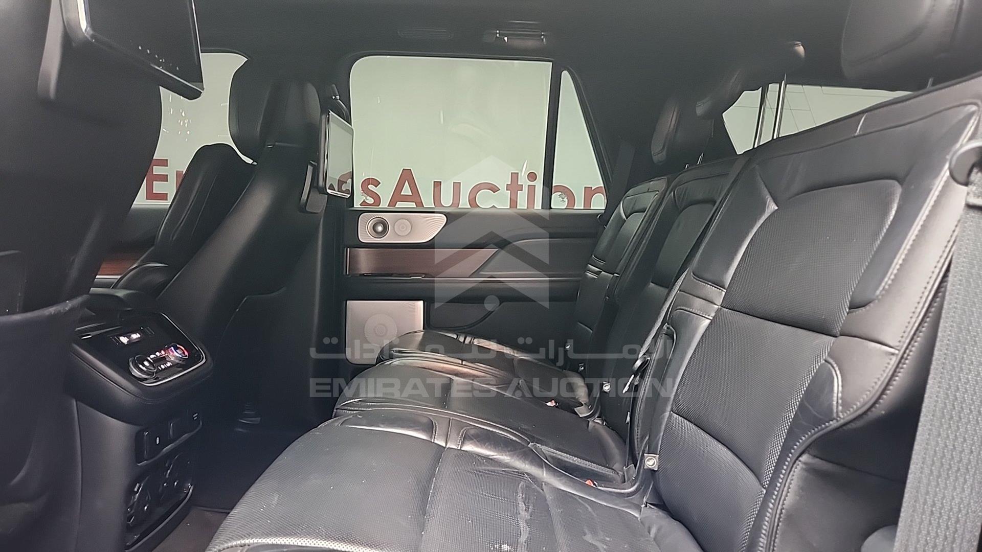 2018 LINCOLN NAVIGATOR VIN: 5LMJJ2LT4JEL16887