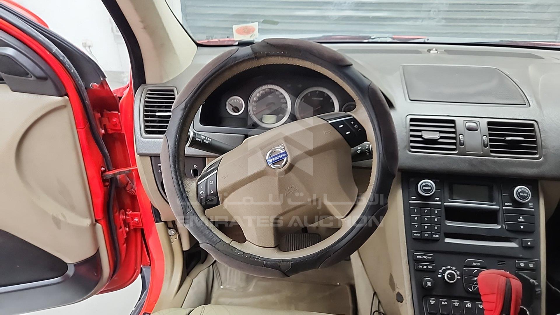 2011 VOLVO XC 90 VIN: YV1CZ9557B1601389