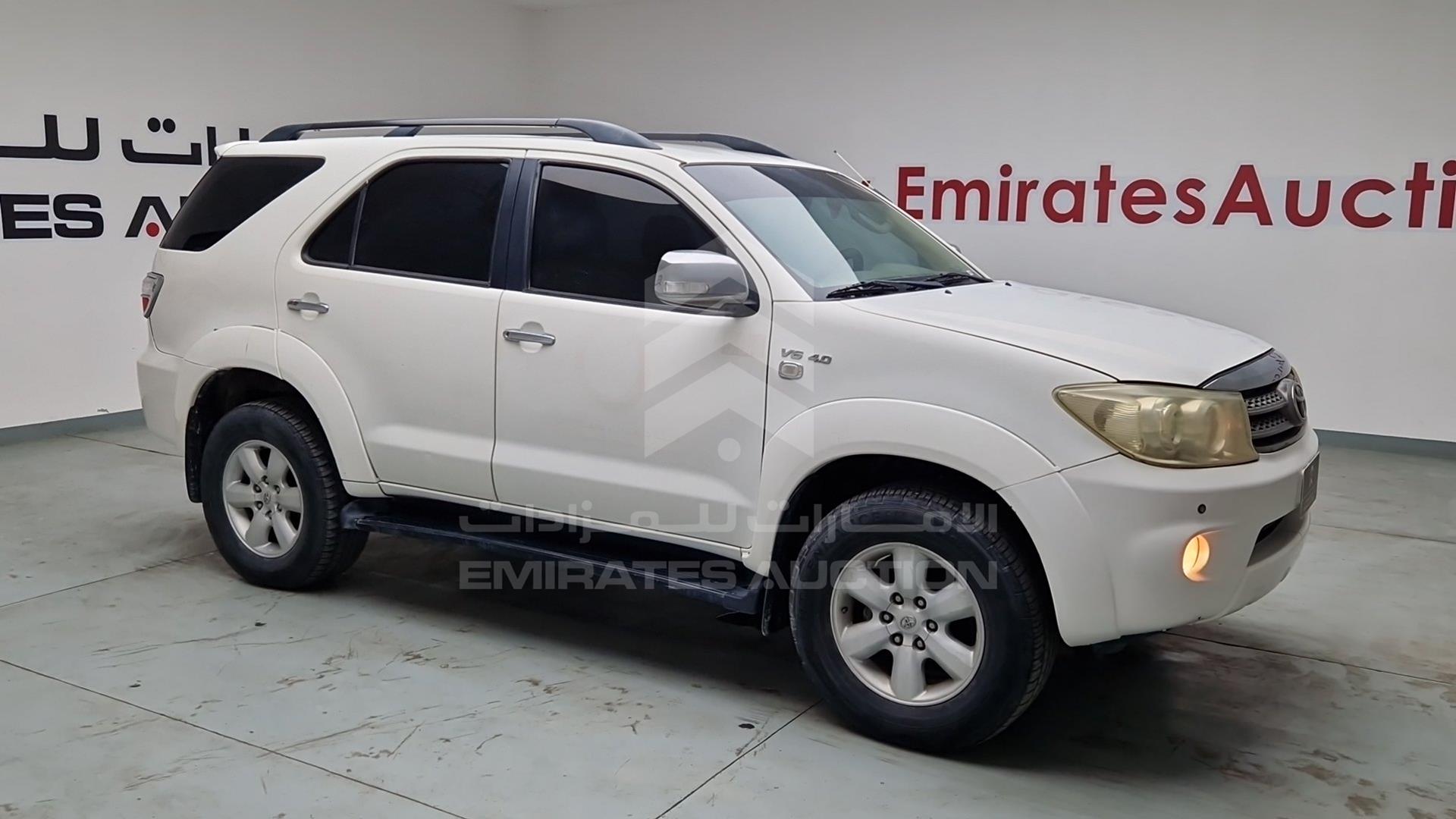 2009 TOYOTA FORTUNER VIN: MHFYU59G497009619