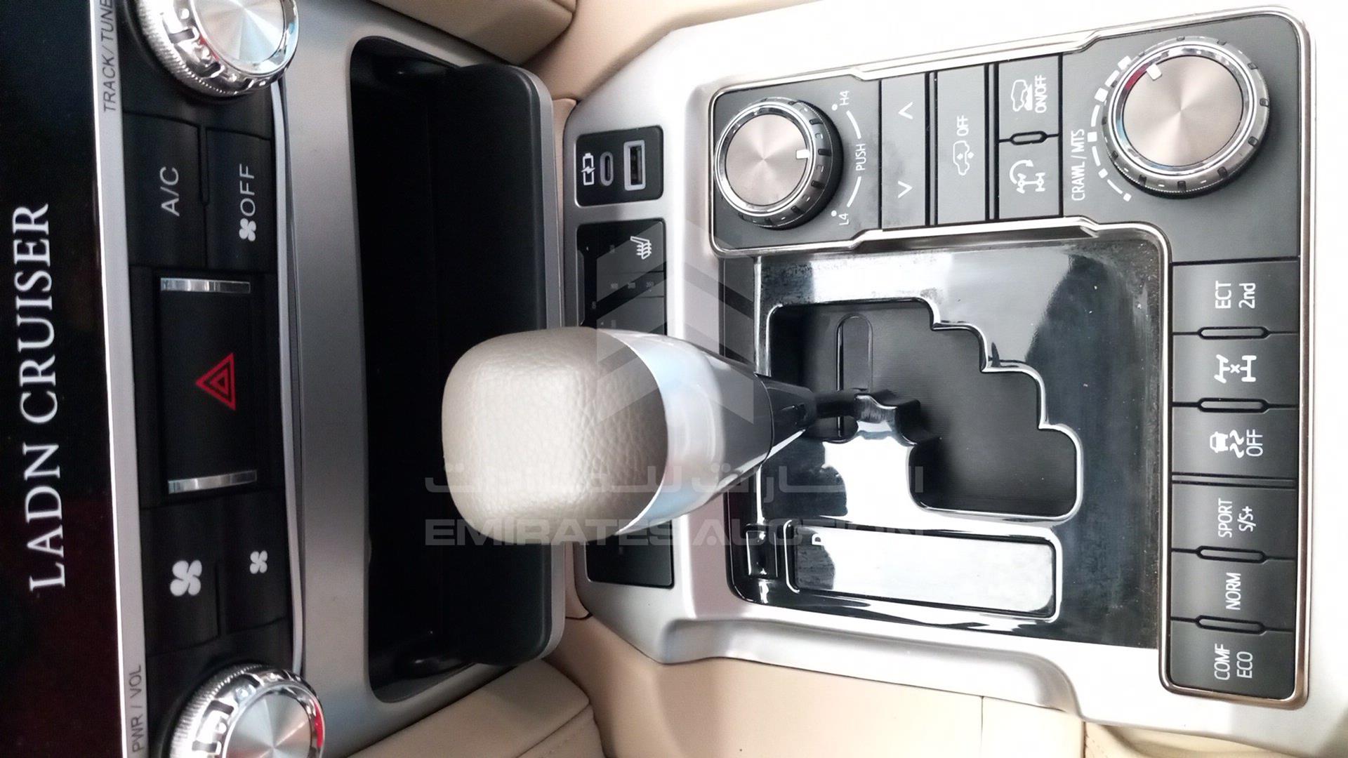 2013 TOYOTA LAND CRUISER VIN: JTMDU09J5D4063059