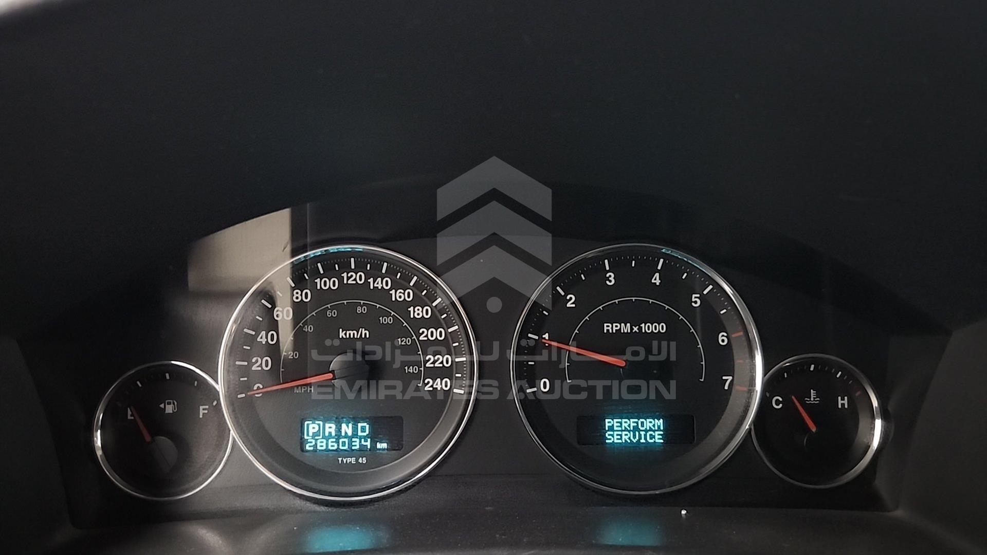 2007 JEEP COMMANDER VIN: 1J8H358N67Y591978