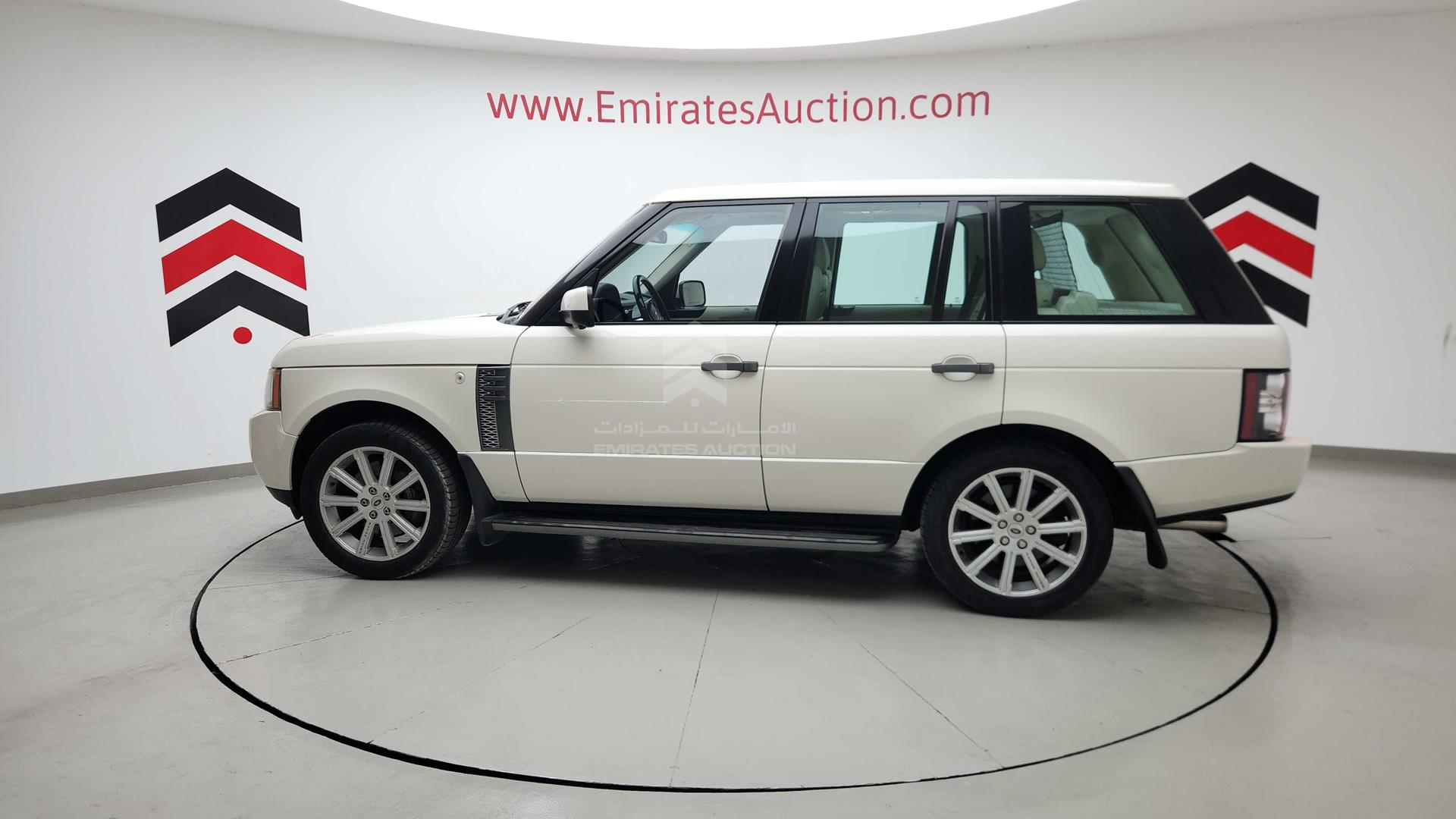 2010 RANGE ROVER VOGUE VIN: SALLMAME4AA317299