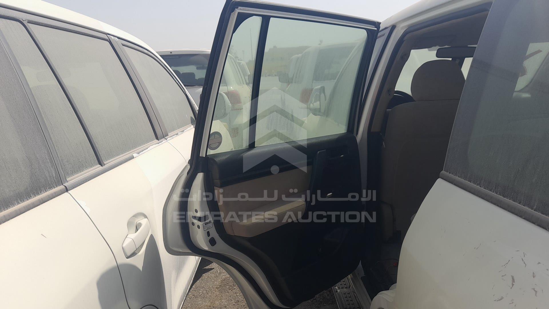 2011 TOYOTA LAND CRUISER VIN: JTMHU09J2B4042653