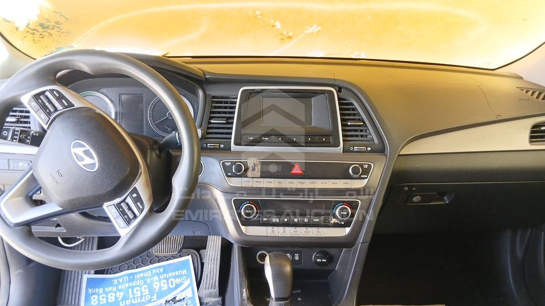 2018 Hyundai Sonata — Full Dashboard View — Photo 15
