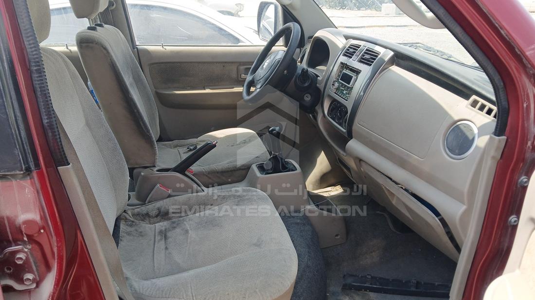 2017 Suzuki APV — Front Right Passenger Seat View — Photo 23