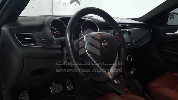 Alfa Romeo Gilulietta 2018 ZARCABC48J7488682 Image 4